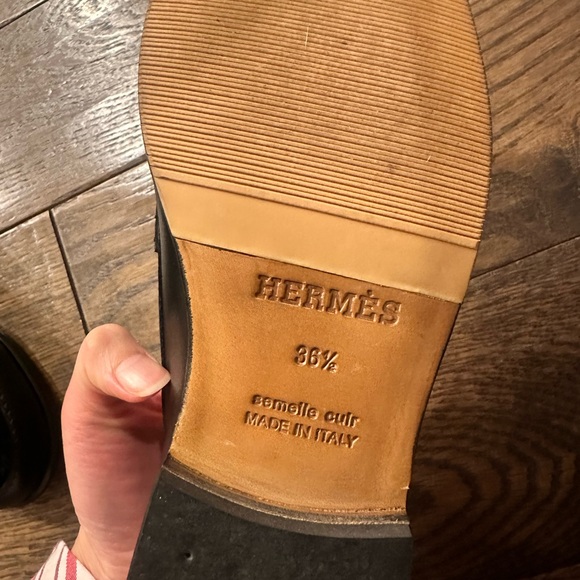 Hermes leather and shearling loafers - Picture 3 of 5